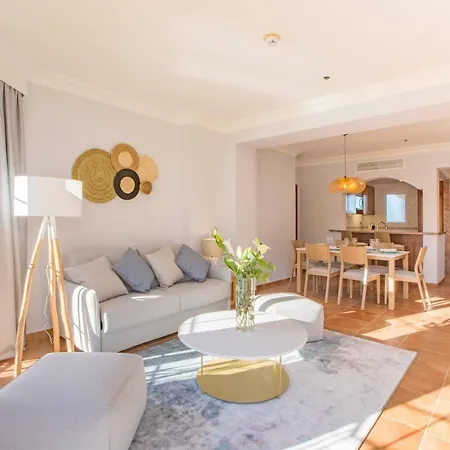 La Sella Premium Lifestyle *